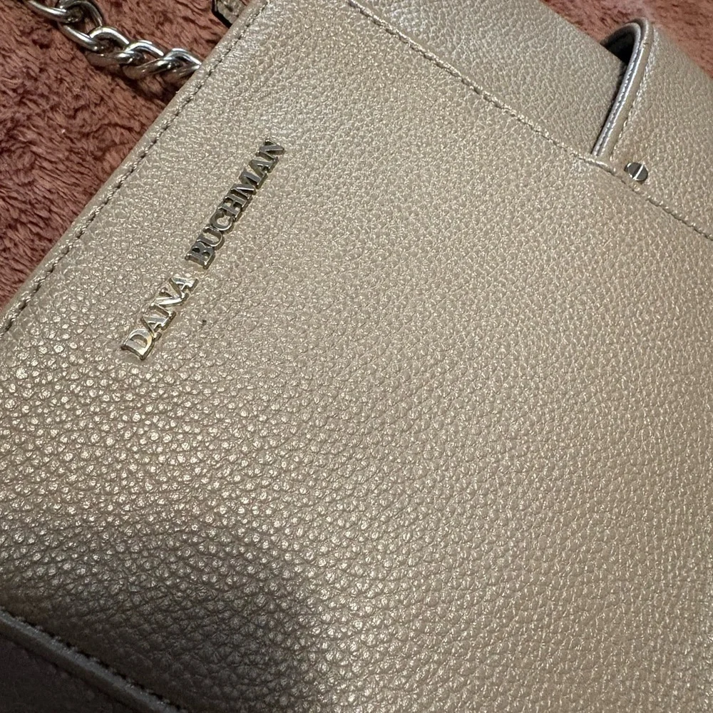 Dana Buchman Beige Leather Shoulder Bag NWOT - Picture 3 of 9
